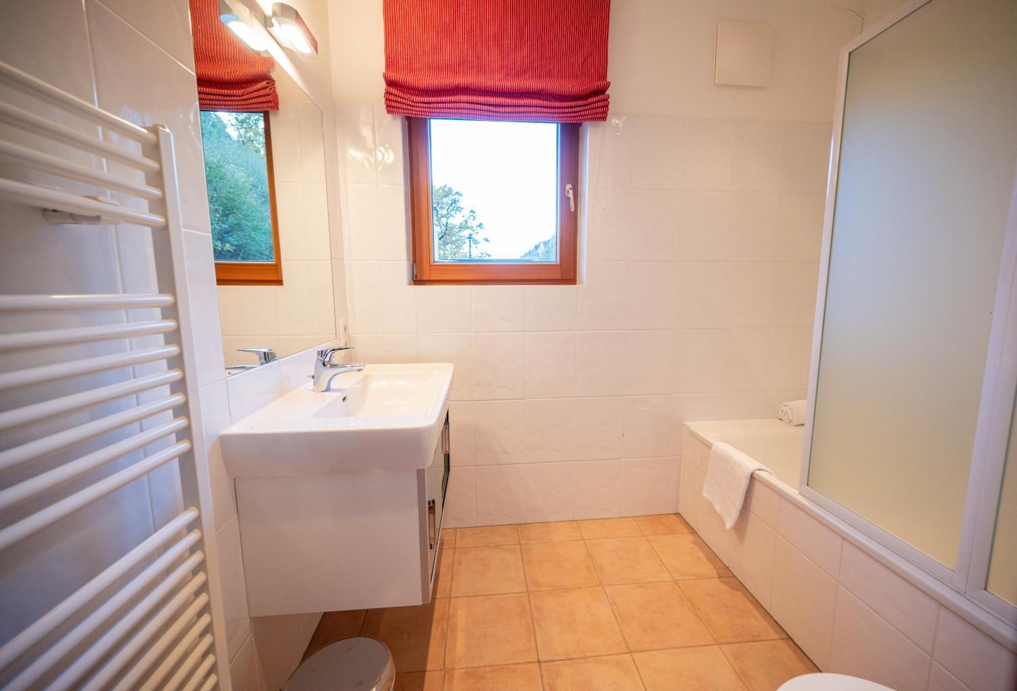 Finest Lakeside Villa Zell Am See By All In One Apartments Erlberg Ngoại thất bức ảnh