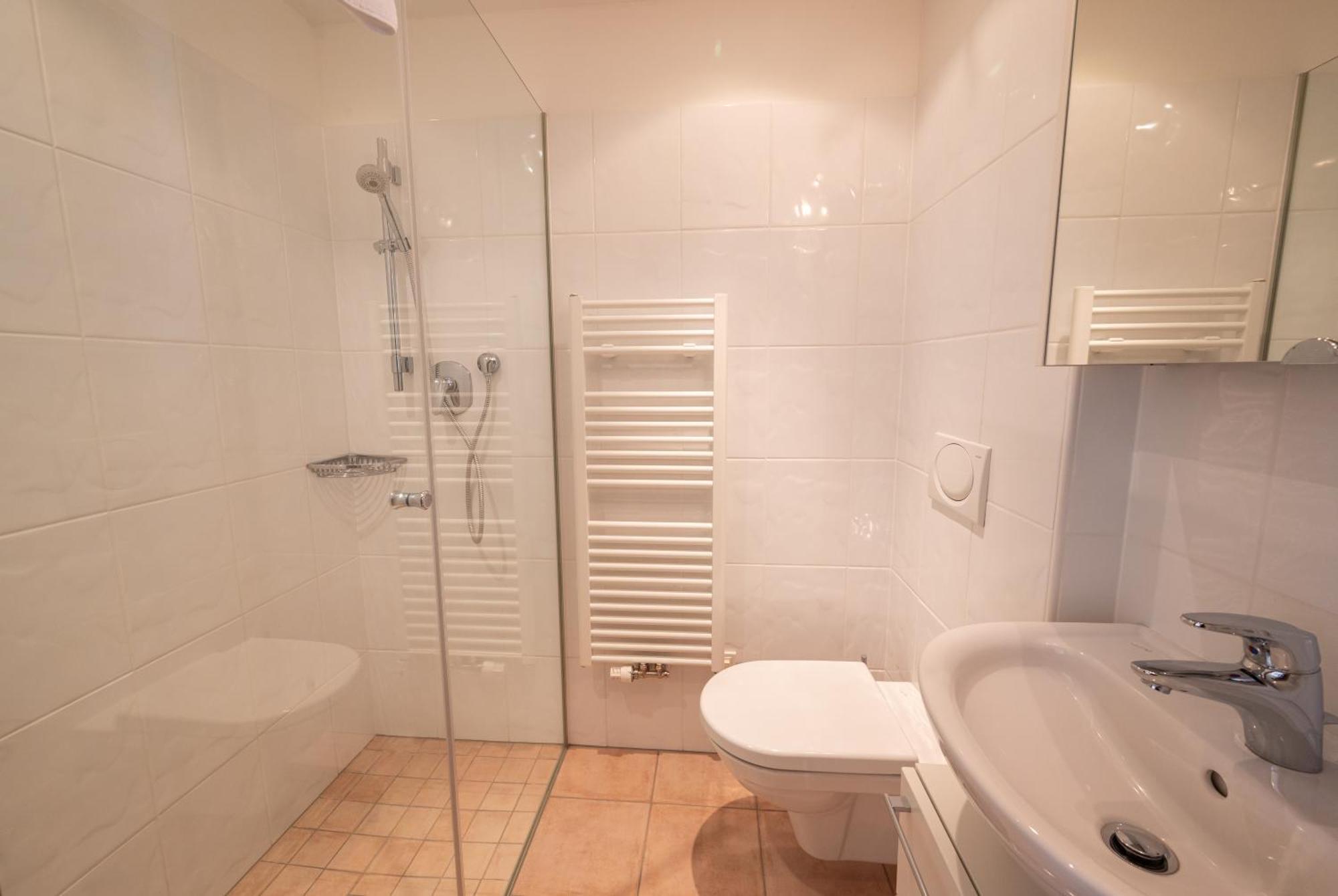 Finest Lakeside Villa Zell Am See By All In One Apartments Erlberg Ngoại thất bức ảnh